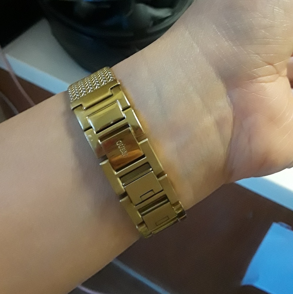 Guess watch - Picture 2 of 2